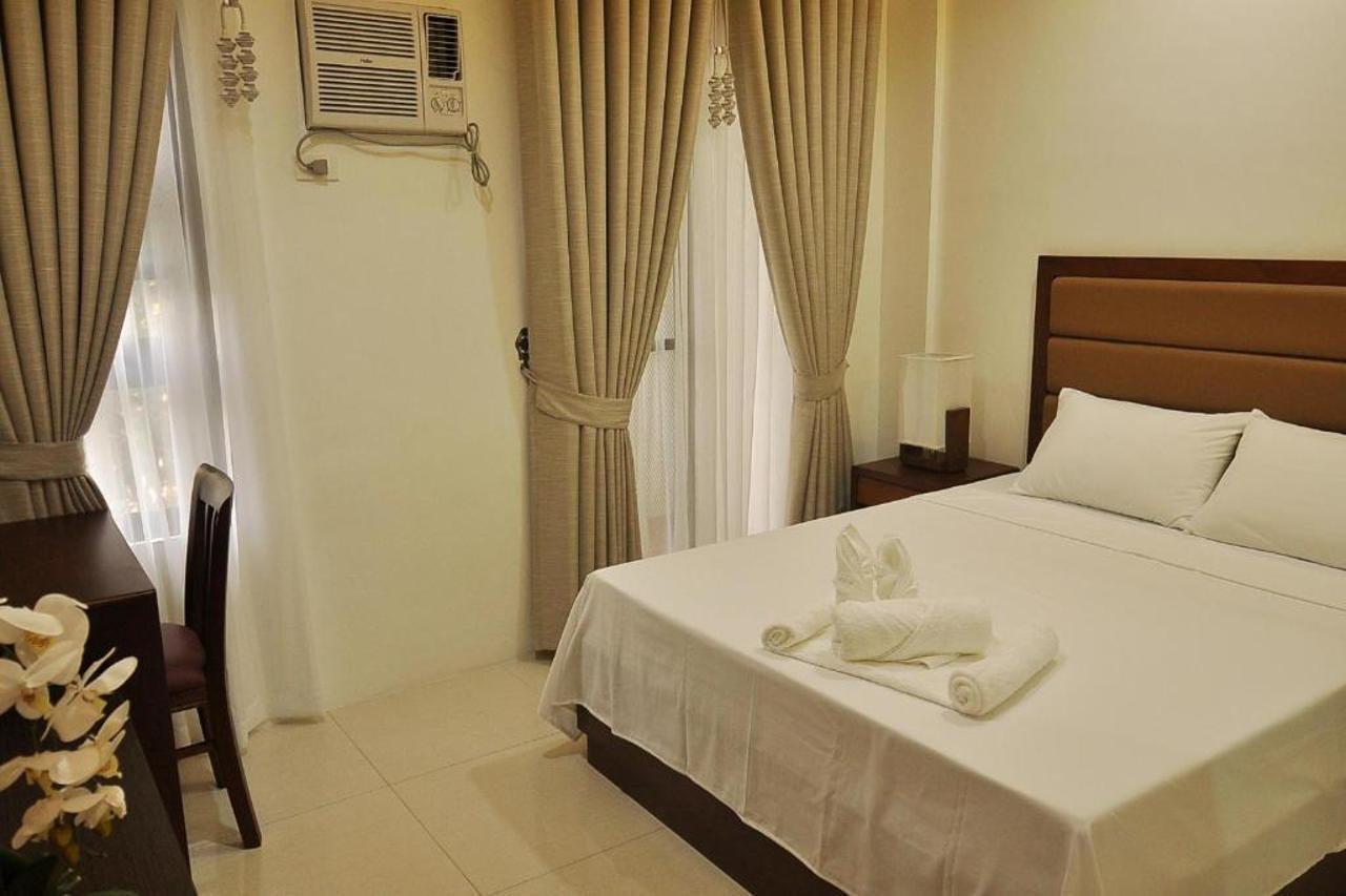 Rishan Village Residences Angeles Exterior photo