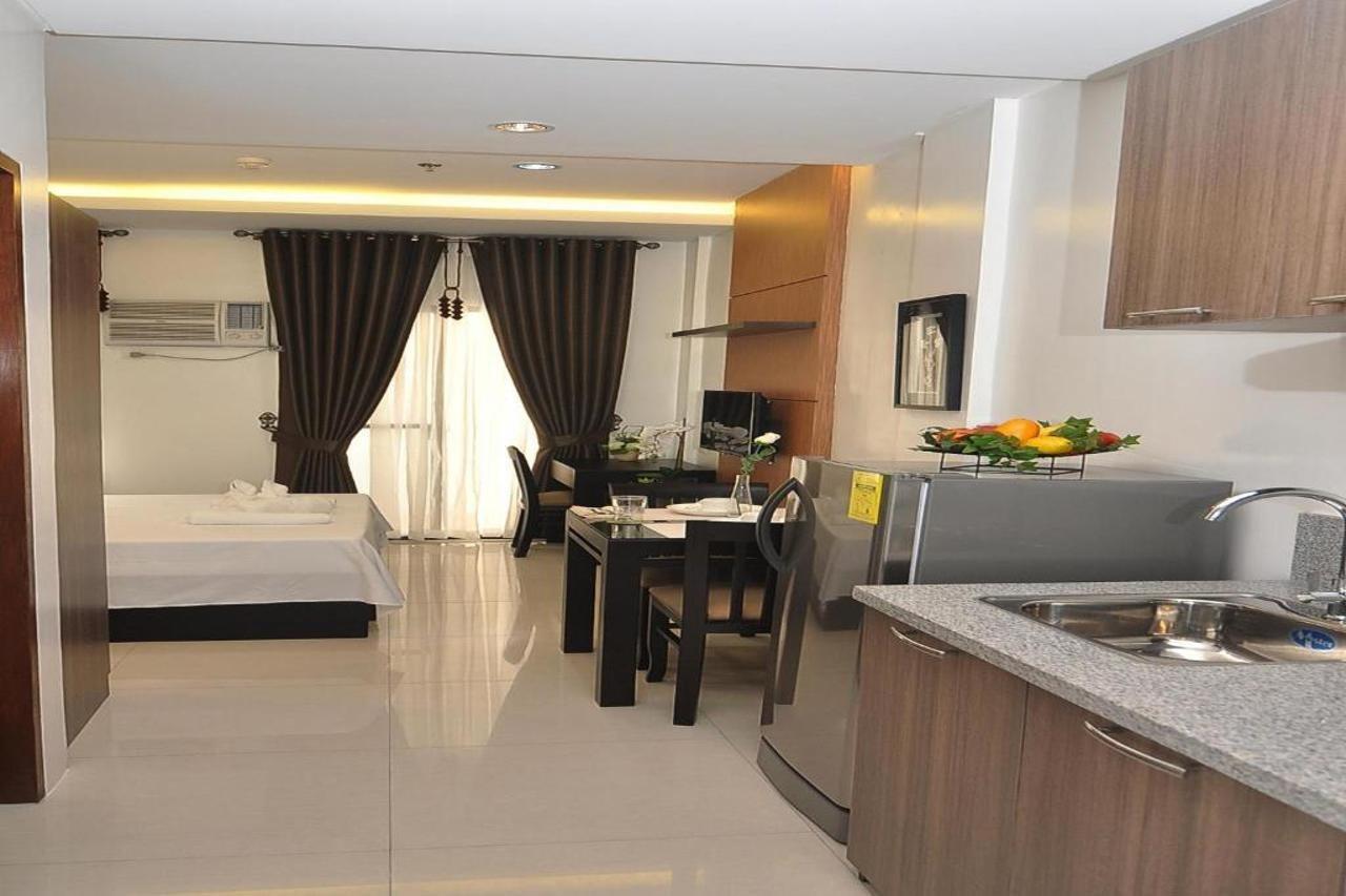 Rishan Village Residences Angeles Exterior photo