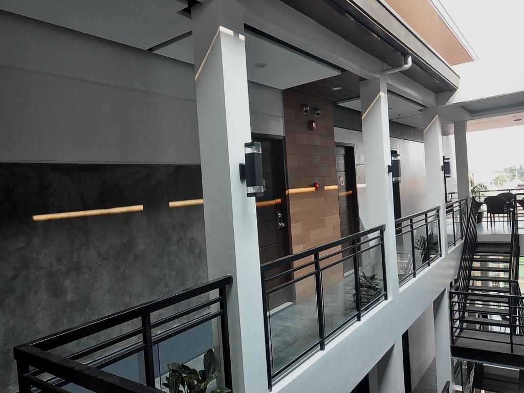 Rishan Village Residences Angeles Exterior photo