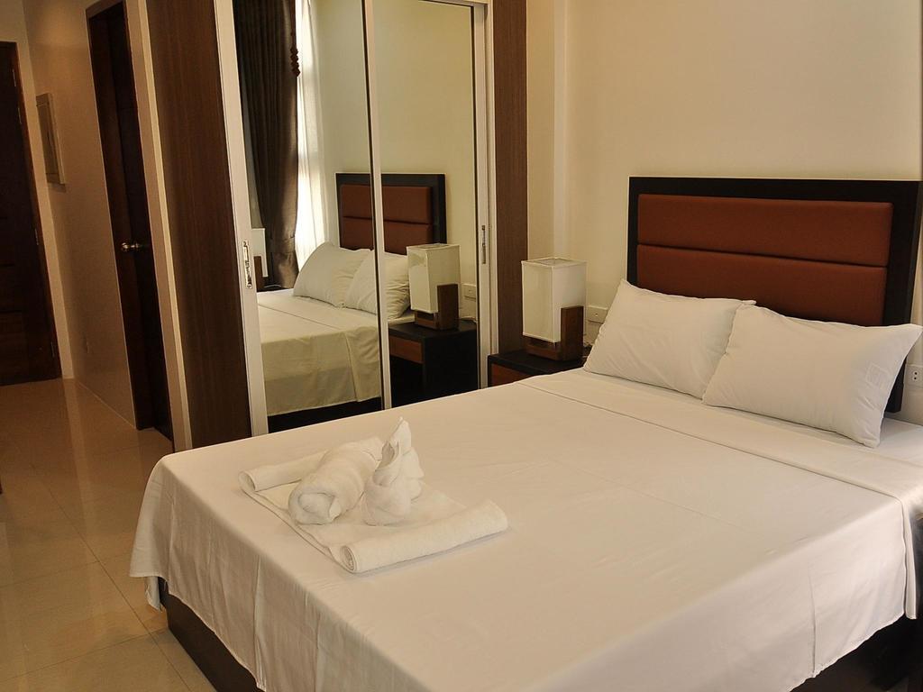 Rishan Village Residences Angeles Exterior photo